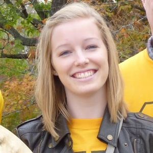 Meet your Posher, Laura